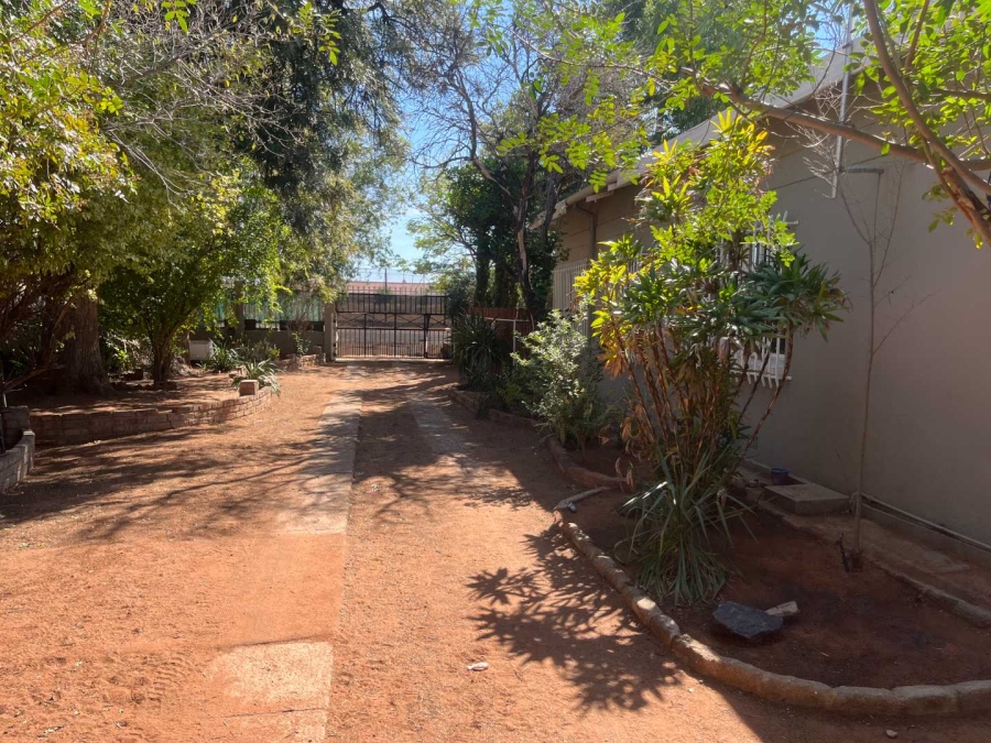 4 Bedroom Property for Sale in Middelpos Northern Cape